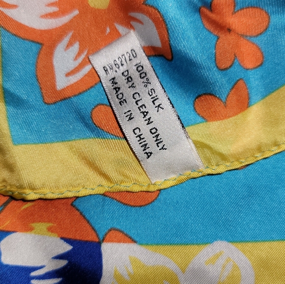 Oscar de la Renta silk scarf - Picture 5 of 6